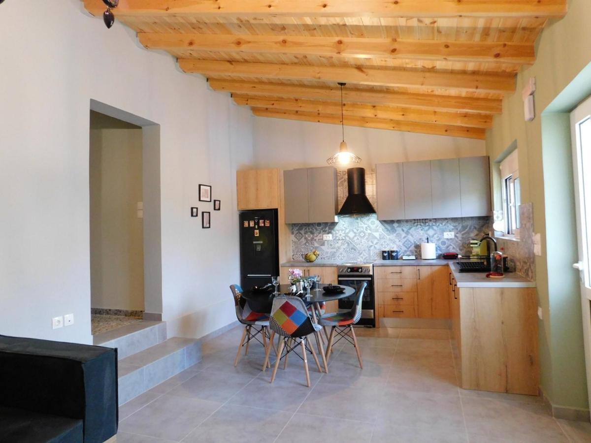 M & M House Villa Agia  Luaran gambar