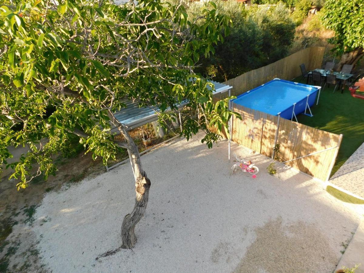 M & M House Villa Agia  Luaran gambar